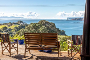 Double Bay Views, Oneroa - Be My Guest